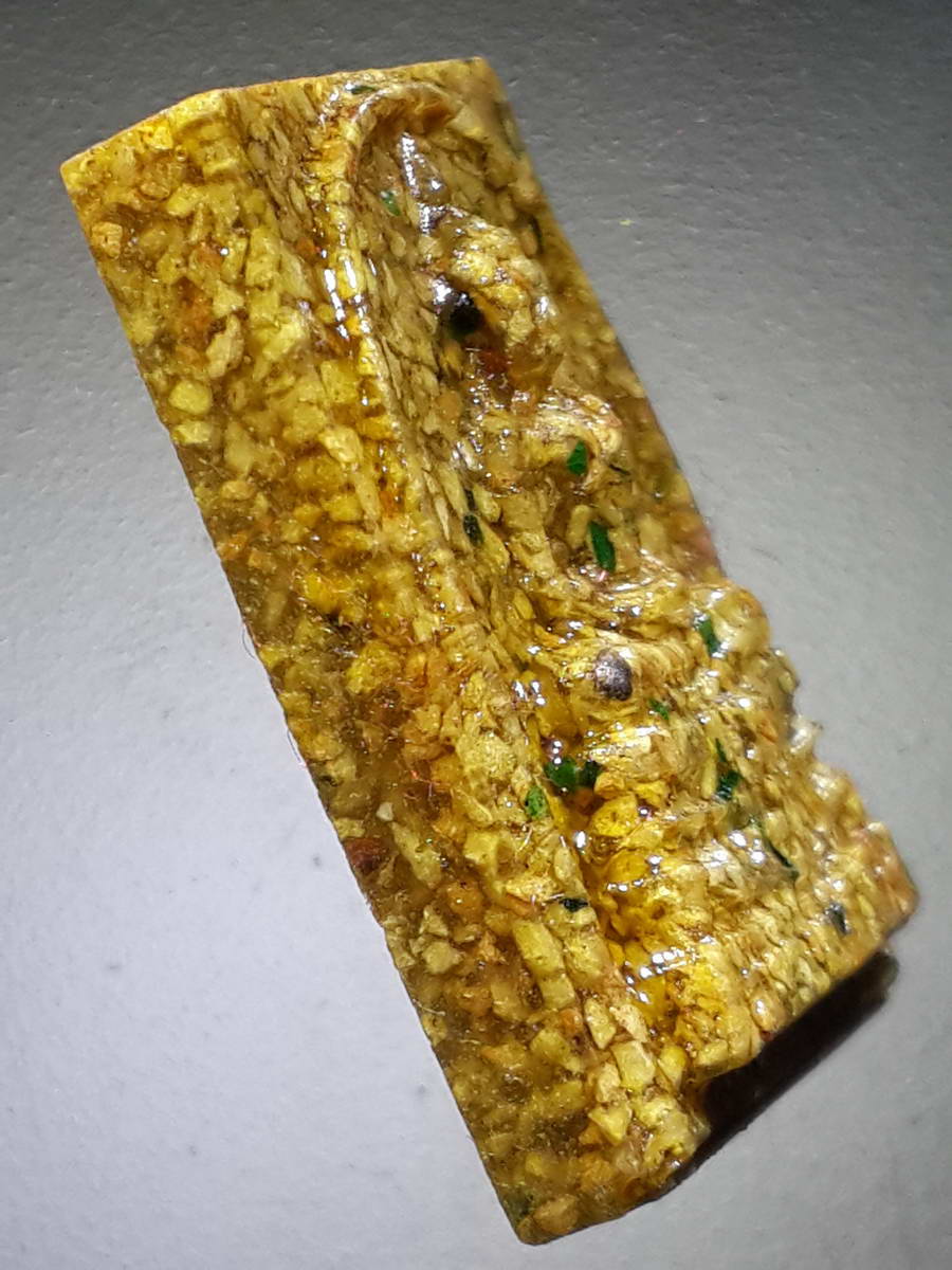 รหัสสินค้า พระมีกล่อง 347 หลวงพ่อโสธร เนื้อกระเบื้องหลังคาโบสถ์ วัดโสธรวรารามวรวิหาร จังหวัดฉะเชิงเทรา พิมพ์เล็ก