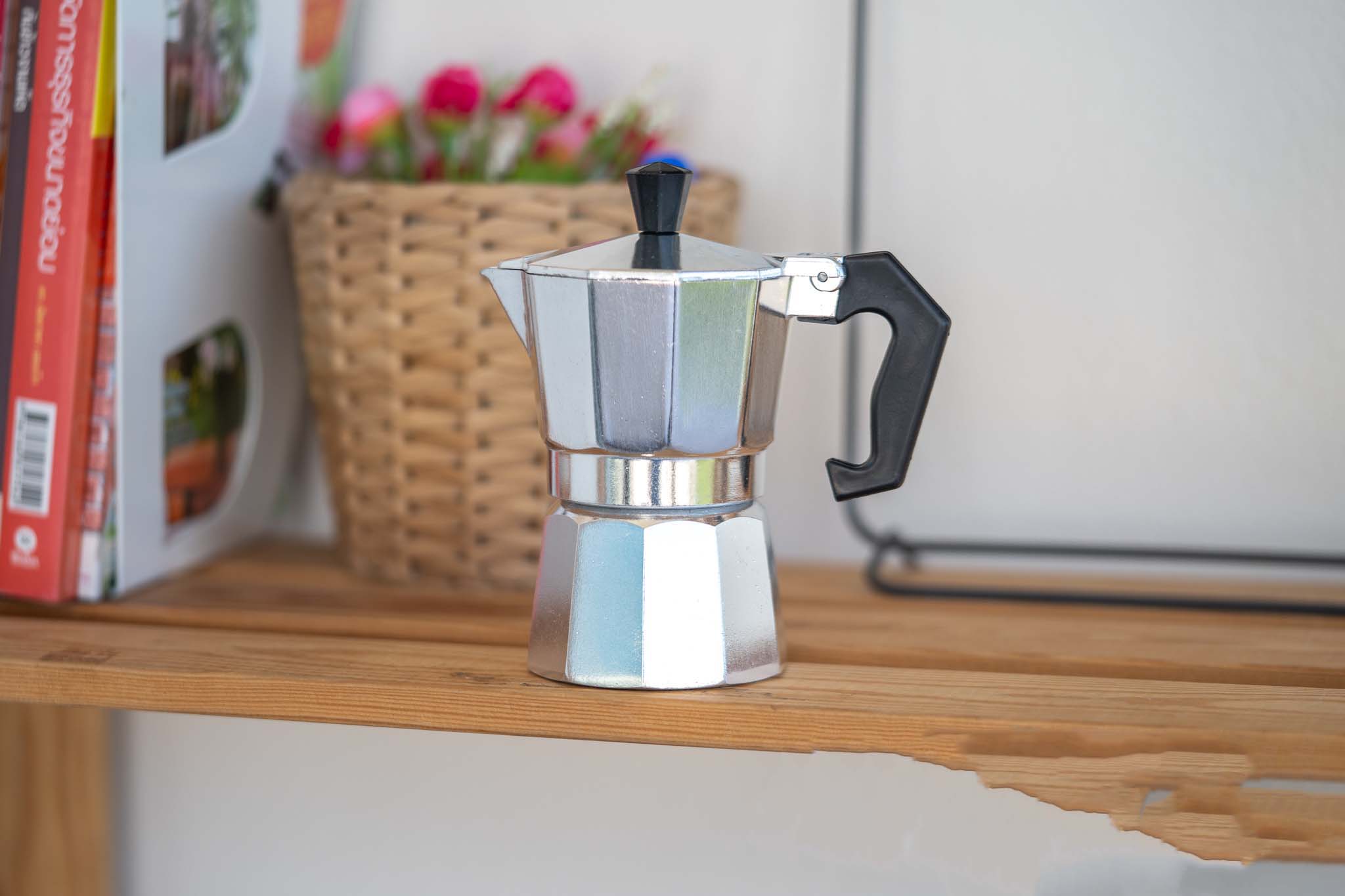Moka Pot มอคค่า พ็อต กาต้มกาแฟสดพกพา