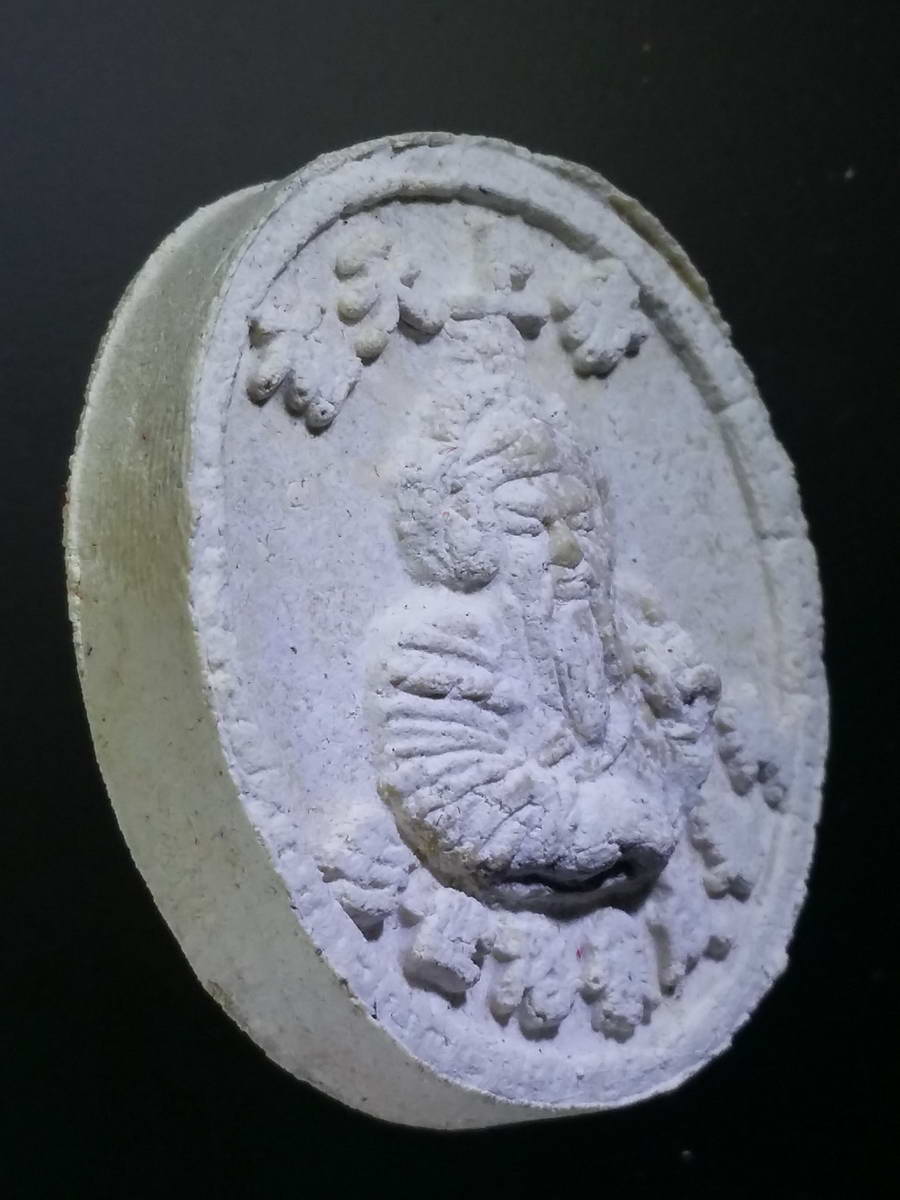 รหัสสินค้า พระมีกล่อง 429 ไต่ฮงกงโจวซือเนื้อผง มูลนิธิประสาทบุญสถาน จังหวัดพิษณุโลก สร้างปี 2553 รุ่นมหาโชคมหาบารมี