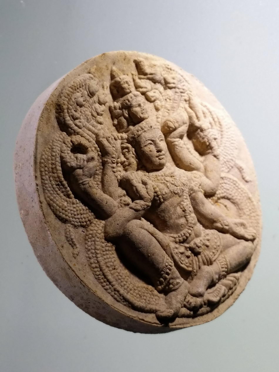 รหัสสินค้า จตุคามรามเทพ 903 จตุคามรามเทพ รุ่น เก้าหน้ามหาโชคมหาเศรษฐี วัดอ้ายเขียว เนื้อว่านสีน้ำตาล