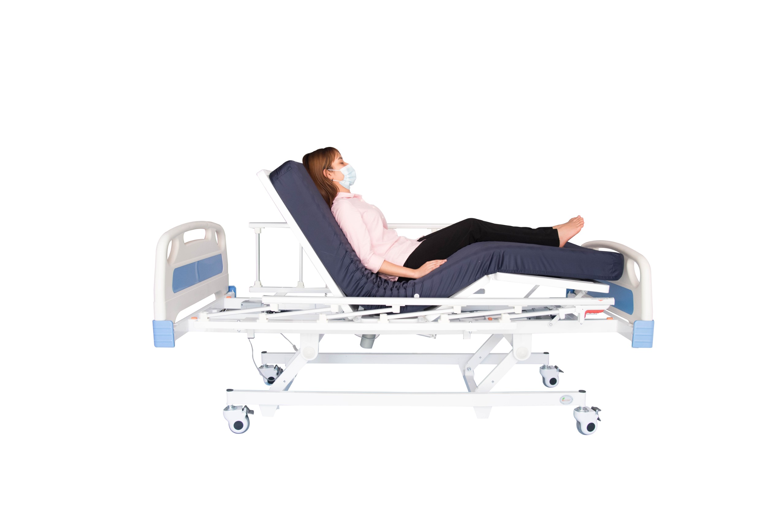 เตียงผู้ป่วยปรับไฟฟ้า 4 ฟังก์ชั่น SUPER LOW หัวท้าย ABS ราวสไลด์ I ปรับเตียงต่ำพิเศษ 35 ซม.+ แถมพิเศษ ฟูกที่นอน 4 ตอน + ชุดผ้าปูที่นอน ปลอกหมอน + ผ้ายางกันเปื้อน