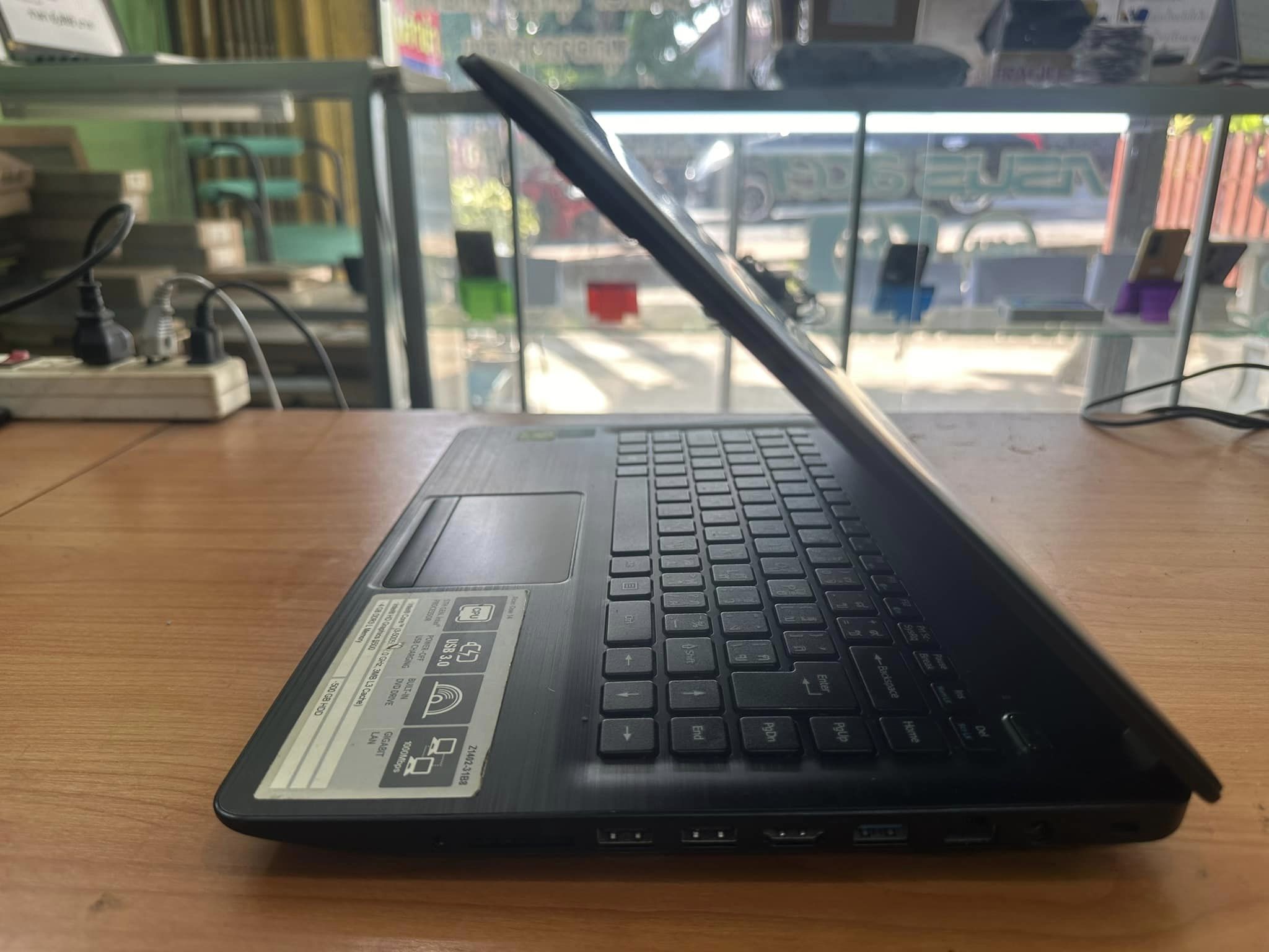 ( SOLD OUT ) Acer Aspire Z1402-31B8