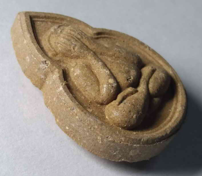 รหัสสินค้า พระปิดตา ทั่วไป 086 พระปิดตาเนื้อผง วัดวังตะเคียนทอง จังหวัดกำแพงเพชร