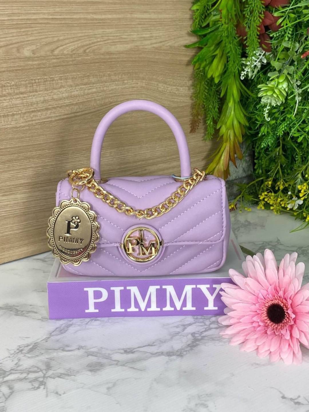 Pimmy พร้อมโลโก้ ตรงกลาง เก๋ๆ