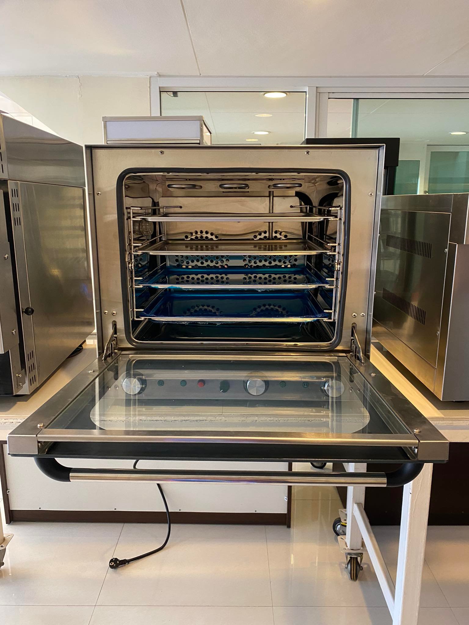 เตาอบลมร้อน 4 ถาดเล็ก SI-CO4A