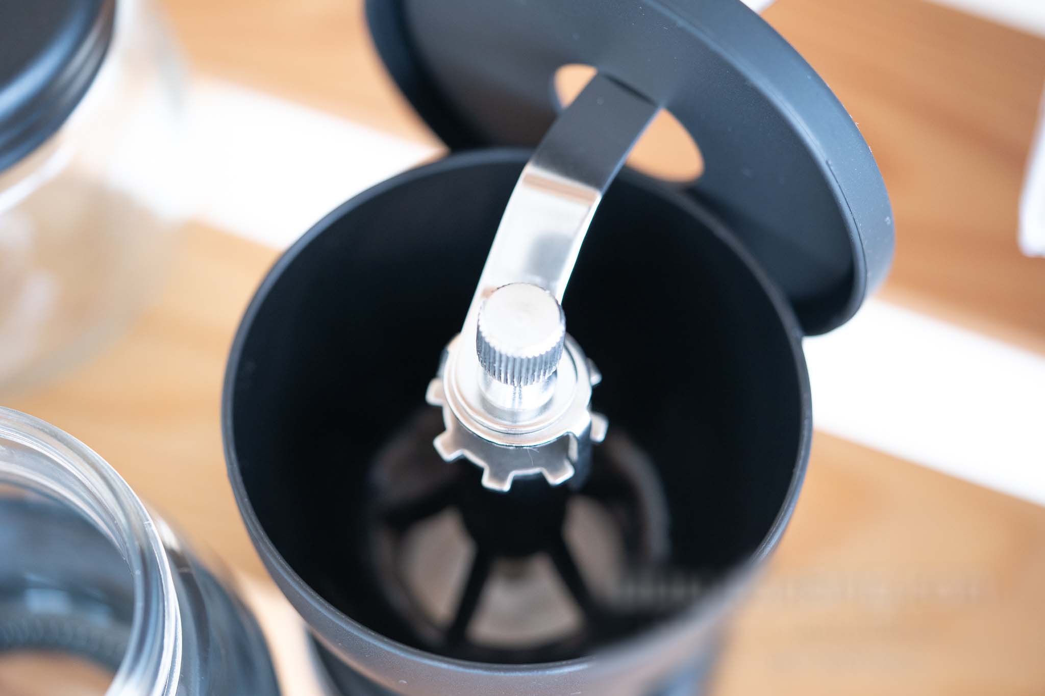 เครื่องบดเมล็ดกาแฟมือหมุนสไตร์วินเทจ แบบขวดโหล