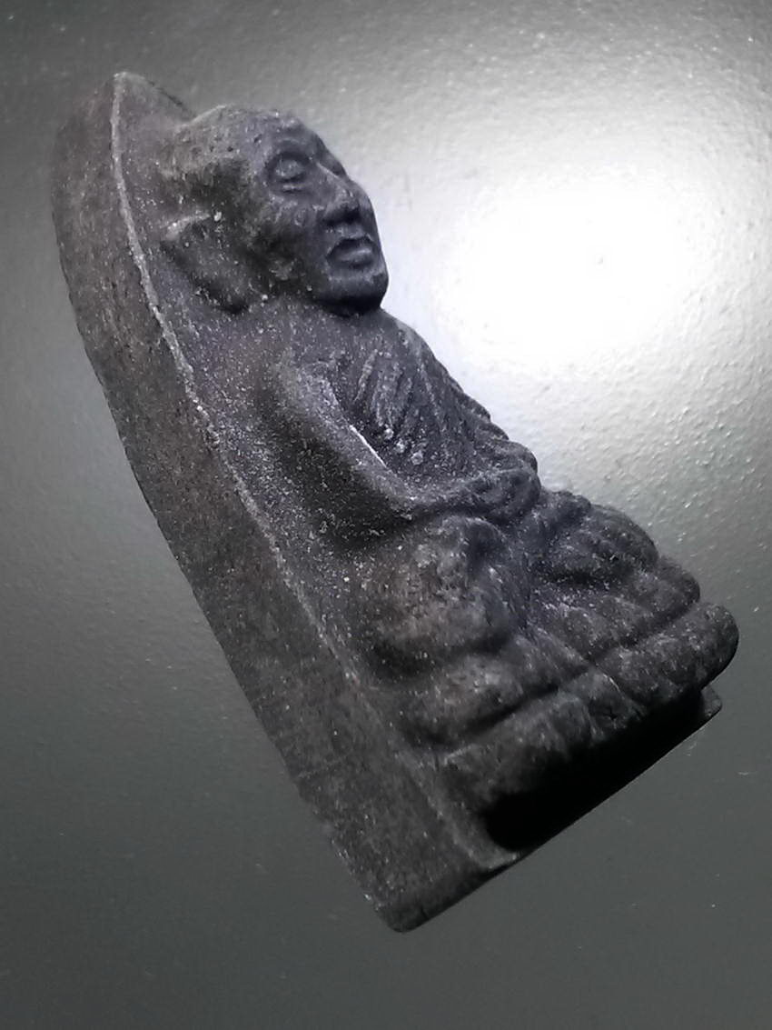 รหัสสินค้า หลวงปู่ทวด วัดต่างๆ 494 หลวงปู่ทวด เนื้อว่าน วัดช้างให้ จังหวัดปัตตานี ไม่ทราบปีที่สร้าง