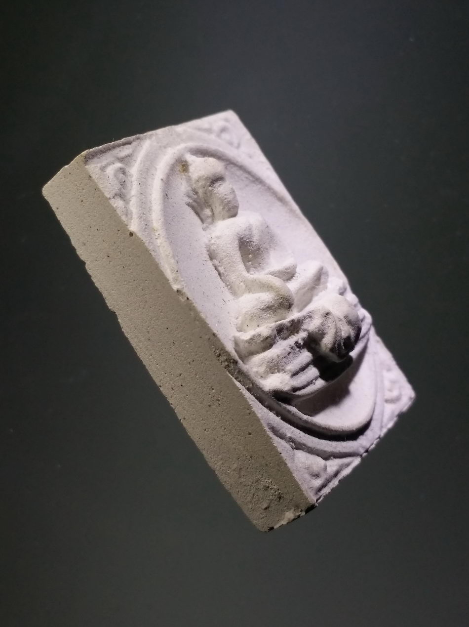 รหัสสินค้า พระมีกล่อง 3844 พระพุทธเนื้อผง ที่ระลึกวันพระราชสมภพครบ 3 รอบ สมเด็จพระเทพรัตน์ราชสุดา สยามมกุฎราชกุมารี โรงเรียนอนุบาลคุณากร จัดสร้างปี 2534