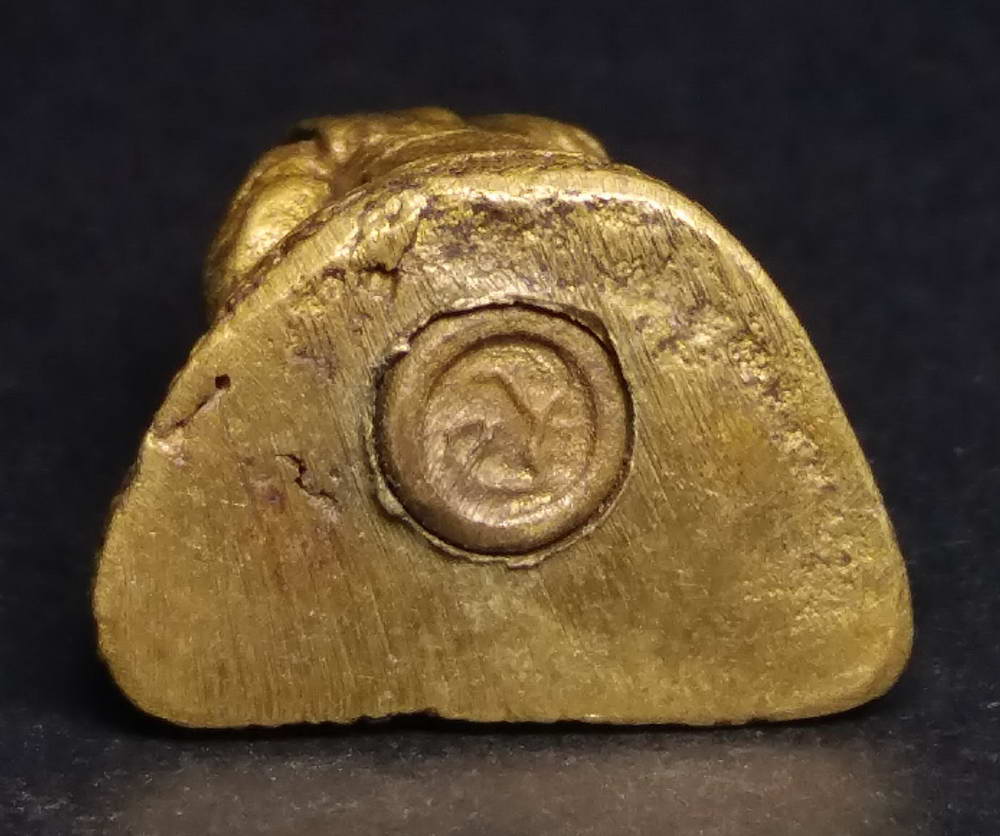 รหัสสินค้า พระกริ่ง พระหล่อ 161 รูปหล่ออุดกริ่ง หลวงพ่อกวย วัดศรีเจริญธรรม(ดอนจันทร์) จ.ชัยนาท รุ่นพิเศษ๑ เนื้อทองผสม กริ่งดัง