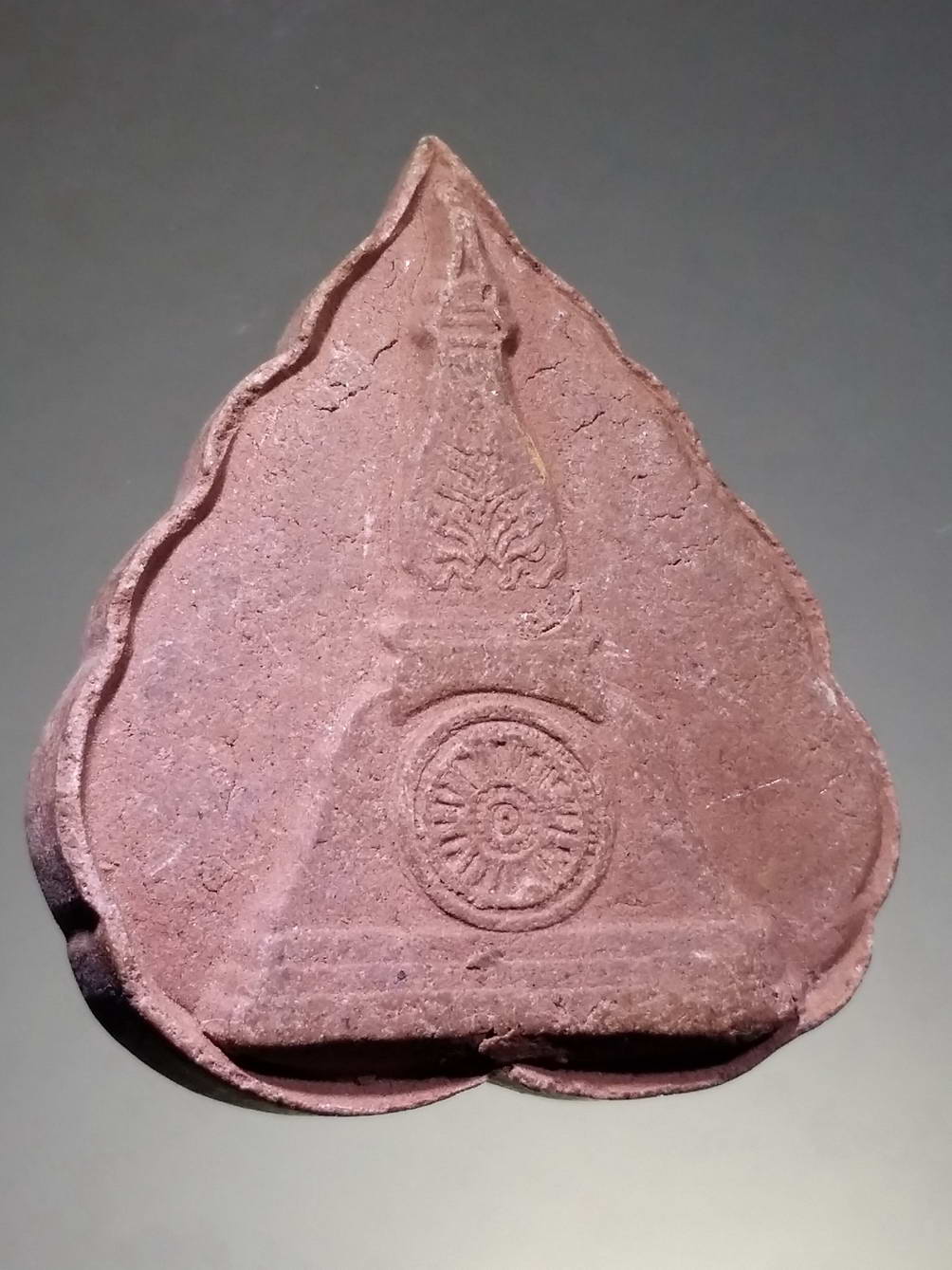 รหัสสินค้า พระไม่ทราบที่ 247 พระพุทธเจ้ามหาศาสดาโลก หลังธรรมจักร และพระธาตุเจดีย์ ไม่ทราบที่