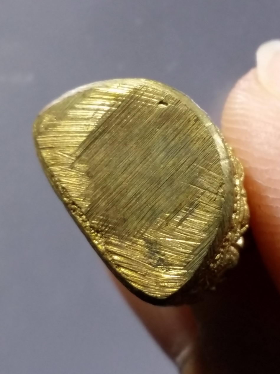 รหัสสินค้า พระมีกล่อง 3690 รูปหล่อพระพุทธหลวงพ่อขาว รุ่นพุทธเมตตาบารมี วัดโคกโพธิกุญชร จังหวัดลพบุรี เนื้อทองผสม หล่อตัน