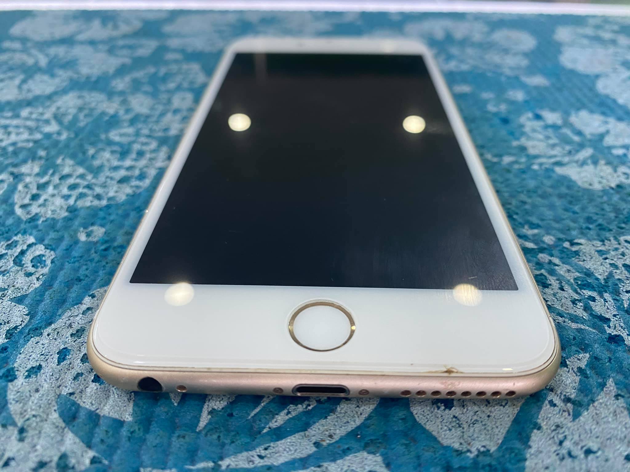 ( SOLD OUT ) iPhone 6 Plus 64GB Model TH