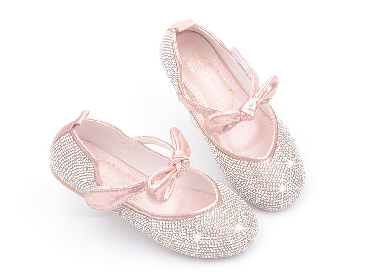 Shoe1427- รองเท้าคัชชูเด็กเล็ก รองเท้าคัชชูเด็กโต ติดเพขร โบว์ (ความยาววัดจากพื้นภายใน ให้ใช้ความยาวเท้า +0.5/เท้าอูม +1.0 cm.แล้วแลือก)