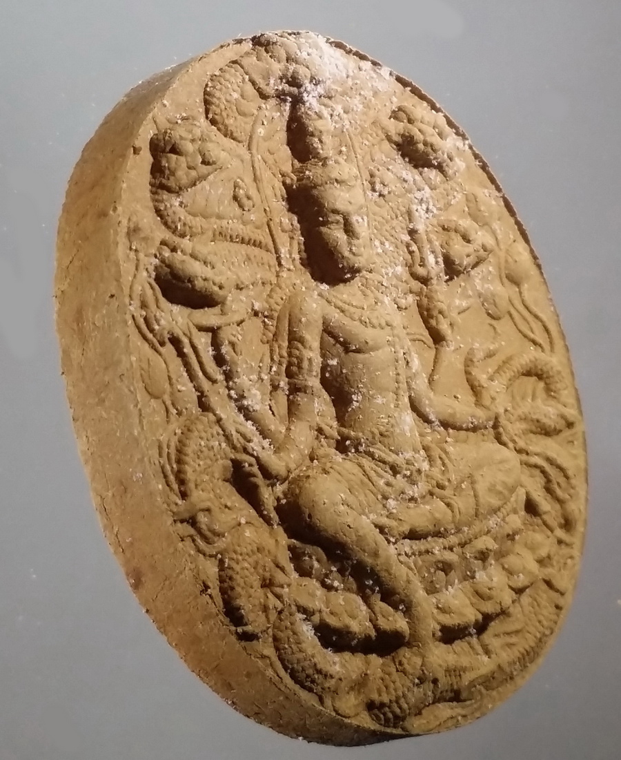 รหัสสินค้า จตุคามรามเทพ 126 จตุคามรามเทพ รุ่นมหาปาฏิหาริย์มั่งมีทรัพย์ เนื้อไม้