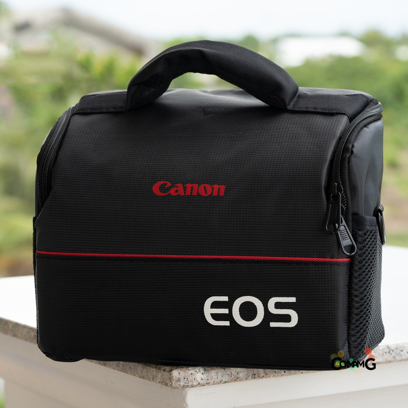 กระเป๋าใส่กล้อง สายสะพายไหล่ มีช่องแบ่งด้านใน