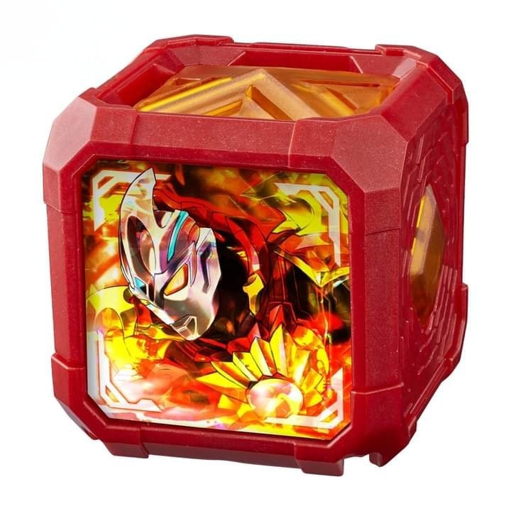 Dx Ultraman Arch cube solis แดง ❤️