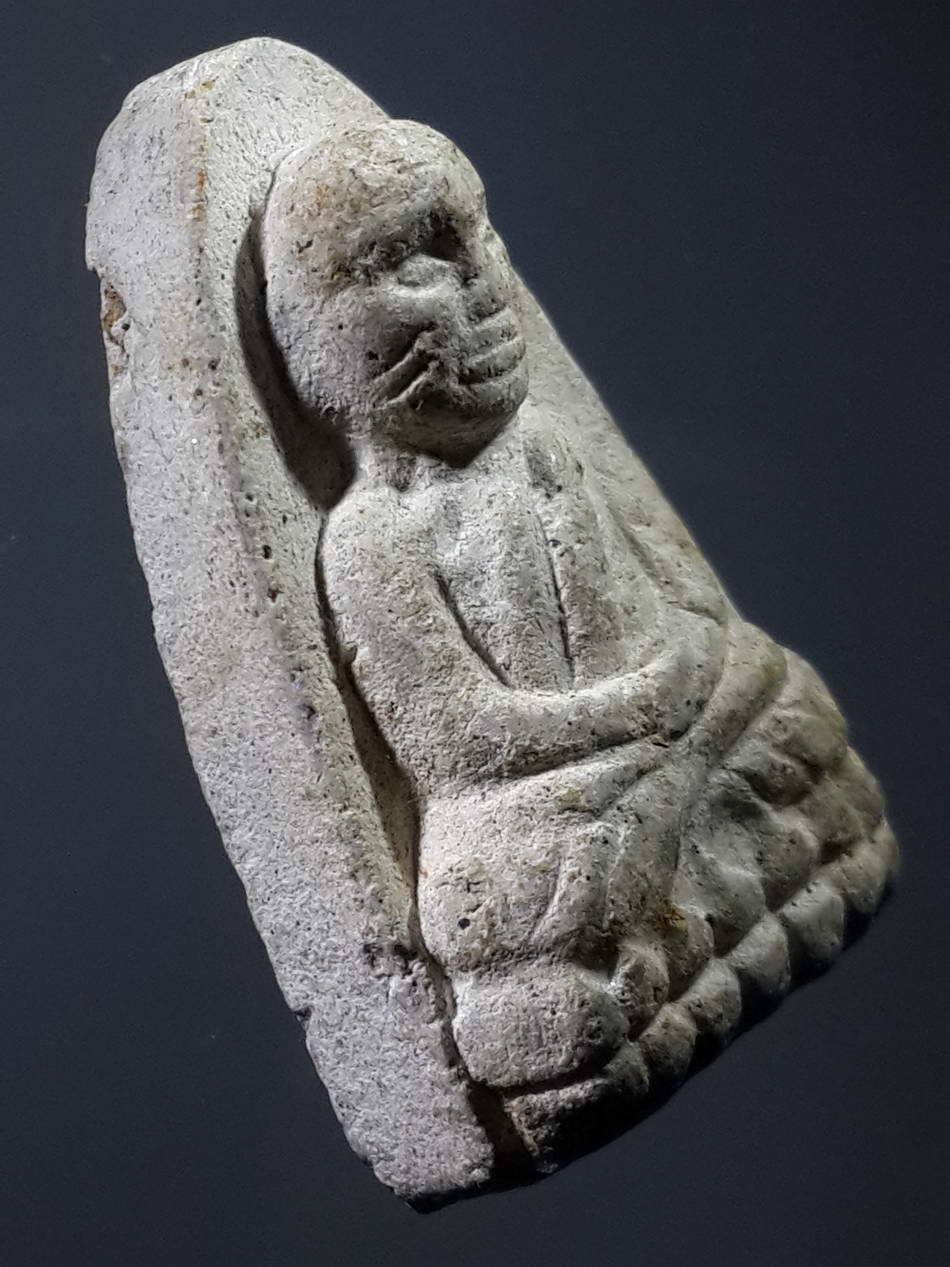 รหัสสินค้า หลวงปู่ทวด วัดต่างๆ 265 หลวงปู่ทวด เนื้อผงพุทธคุณ หลังยันต์ปิ ไม่ทราบวัด