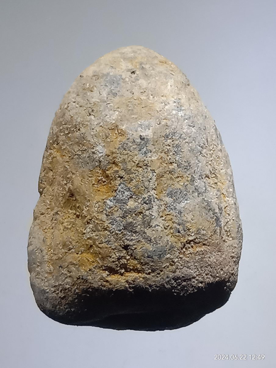 รหัสสินค้า พระเนื้อดิน เนื้อผง เนื้อว่าน 082 พระร่วงนั่ง บรรจุกริ่ง ทรงกระเทียม จังหวัดสุโขทัย