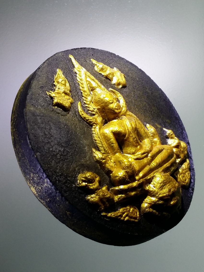 Antig LSD 109 พระพุทธชินราชเนื้อผง ฝังโค๊ตทองแดง วัดพระศรีรัตนมหาธาตุ จังหวัดพิษณุโลก รุ่นมหาสิทธิโชค ปลุกเสกพิธีจตุคามรามเทพ มีพิธีพราหมณ์