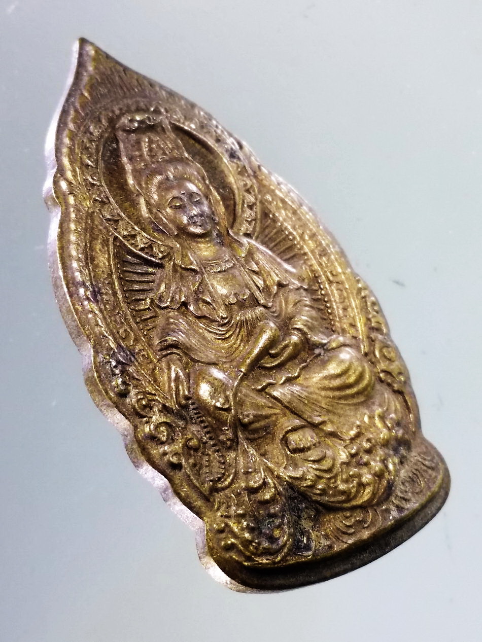 Antig Pim 395 เหรียญเจ้าแม่กวนอิม ปางเทเงิน