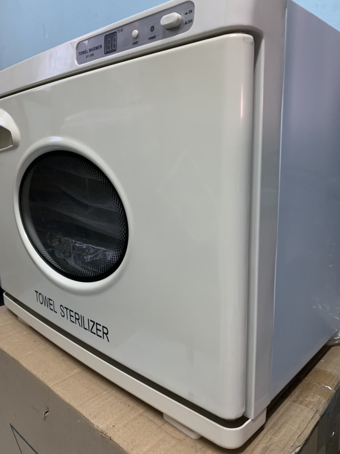 ตู้อบผ้าร้อนUV ใช้งานกับลูกค้าในสถานความงาม คลินิก สปา โรงแรม ร้านอาหาร