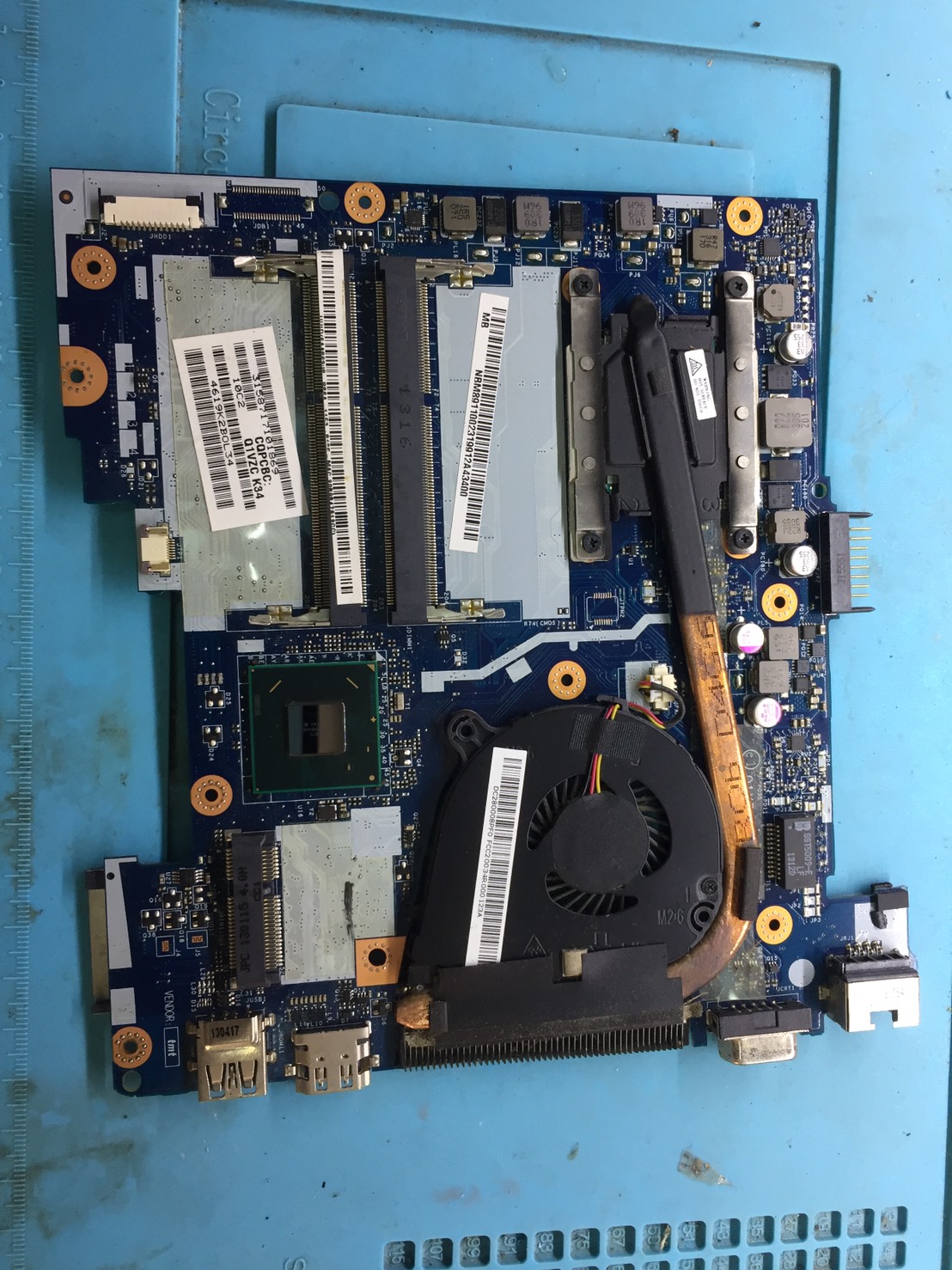 Acer C710 LA-8943P CPU-SR109
