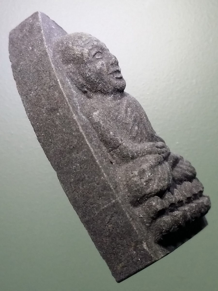 รหัสสินค้า หลวงปู่ทวด วัดต่างๆ 456 หลวงปู่ทวด วัดช้างให้ จังหวัดปัตตานี พิมพ์ตัวหนังสือนูน ไม่ทราบปีที่สร้าง