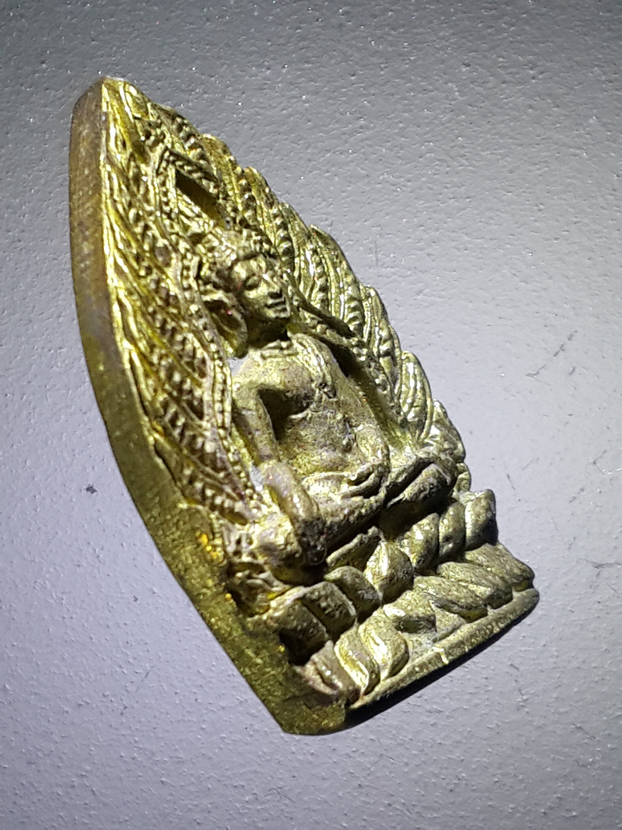 รหัสสินค้า พระมีกล่อง 217 เหรียญหล่อหลวงพ่อโต วัดสมอแข อำเภอเมือง จังหวัดพิษณุโลก สร้างปี 2542 ที่ระลึกในงานปิดทองฝังลูกนิมิต