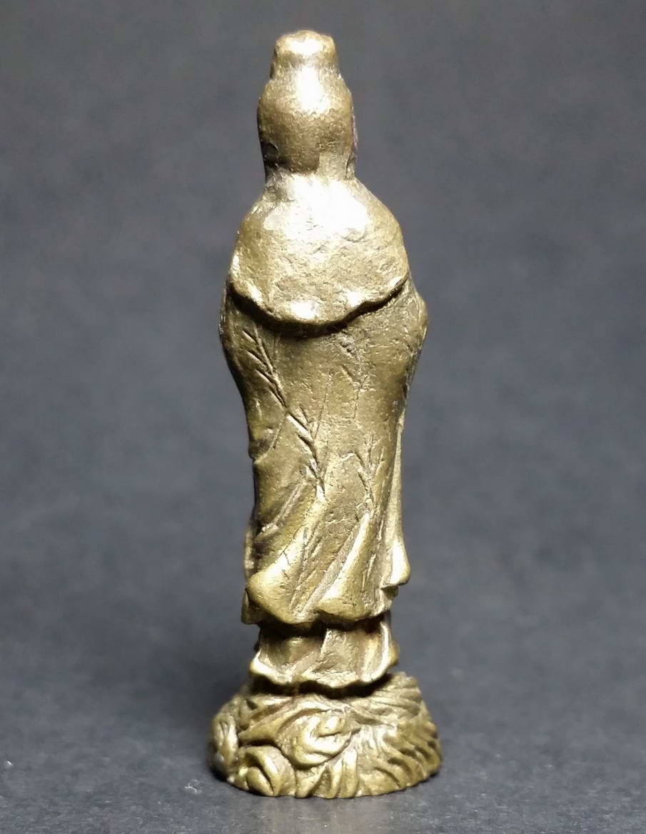 รหัสสินค้า พระกริ่ง พระหล่อ 479 รูปหล่อเจ้าแม่กวนอิม เนื้อทองเหลืองเก่า