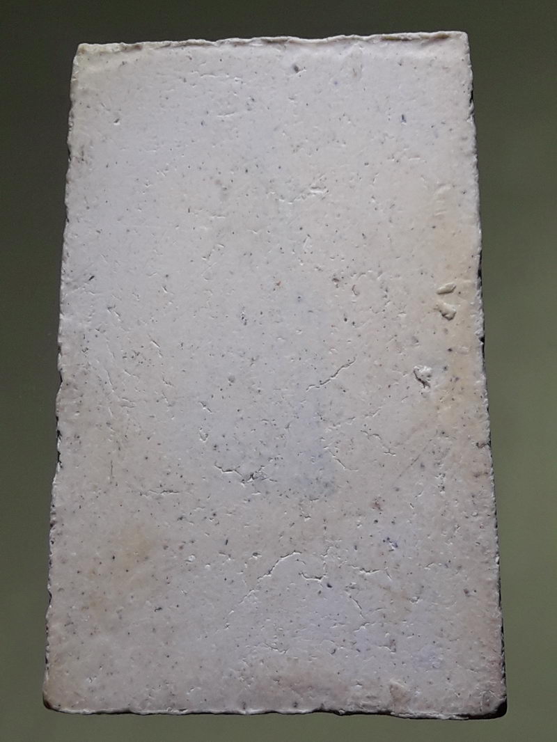 รหัสสินค้า พระสมเด็จ วัดต่างๆ 1319 พระสมเด็จ ด้านหลังปั๊มตรายางรูประฆัง แต่ปั๊มไม่ชัด ด้านหน้า กดโค๊ตรูประฆัง วัดระฆังโฆสิตาราม ไม่ทราบปีที่สร้าง