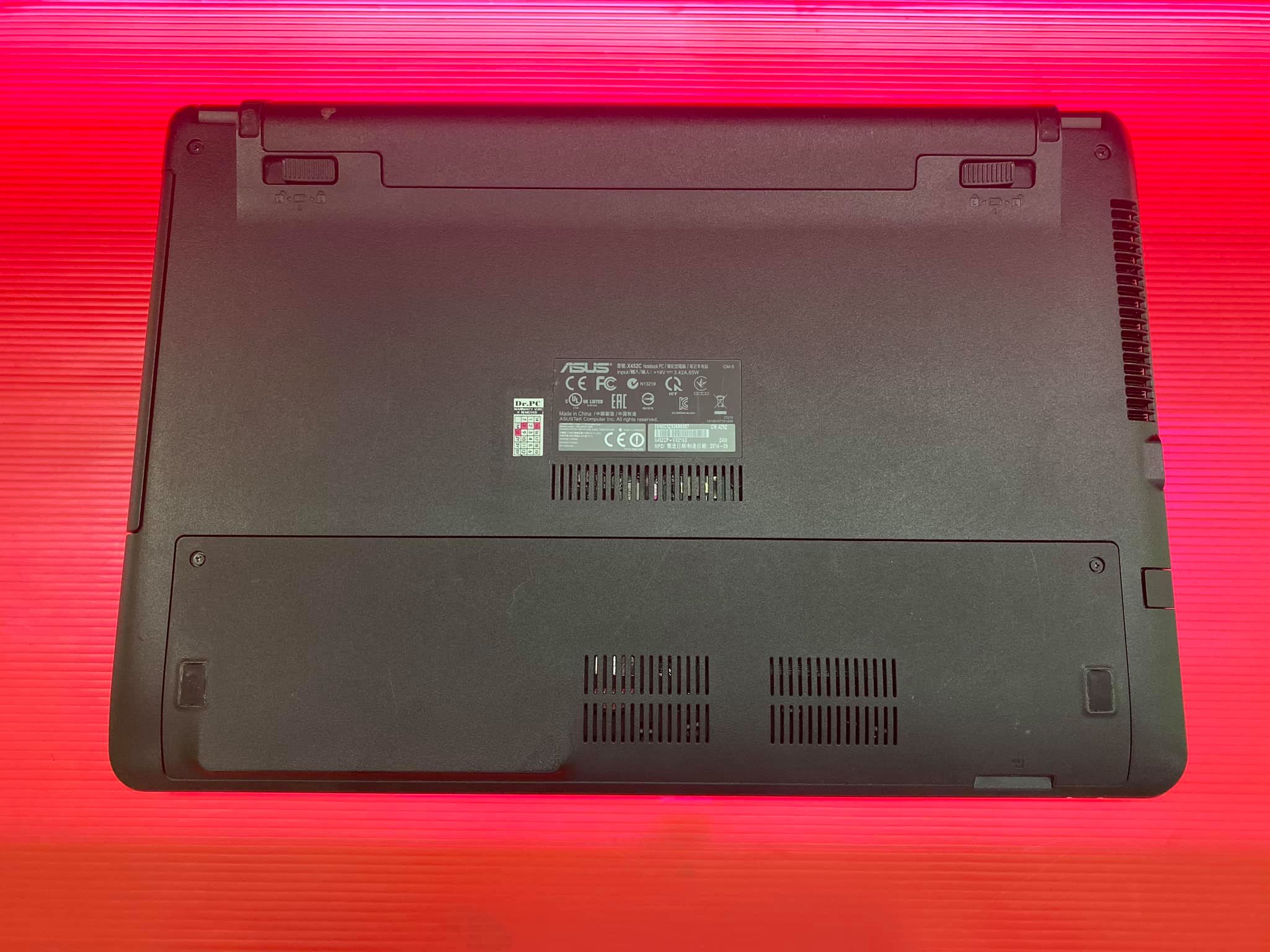 ( SOLD OUT ) ASUS X452CP-VX015D