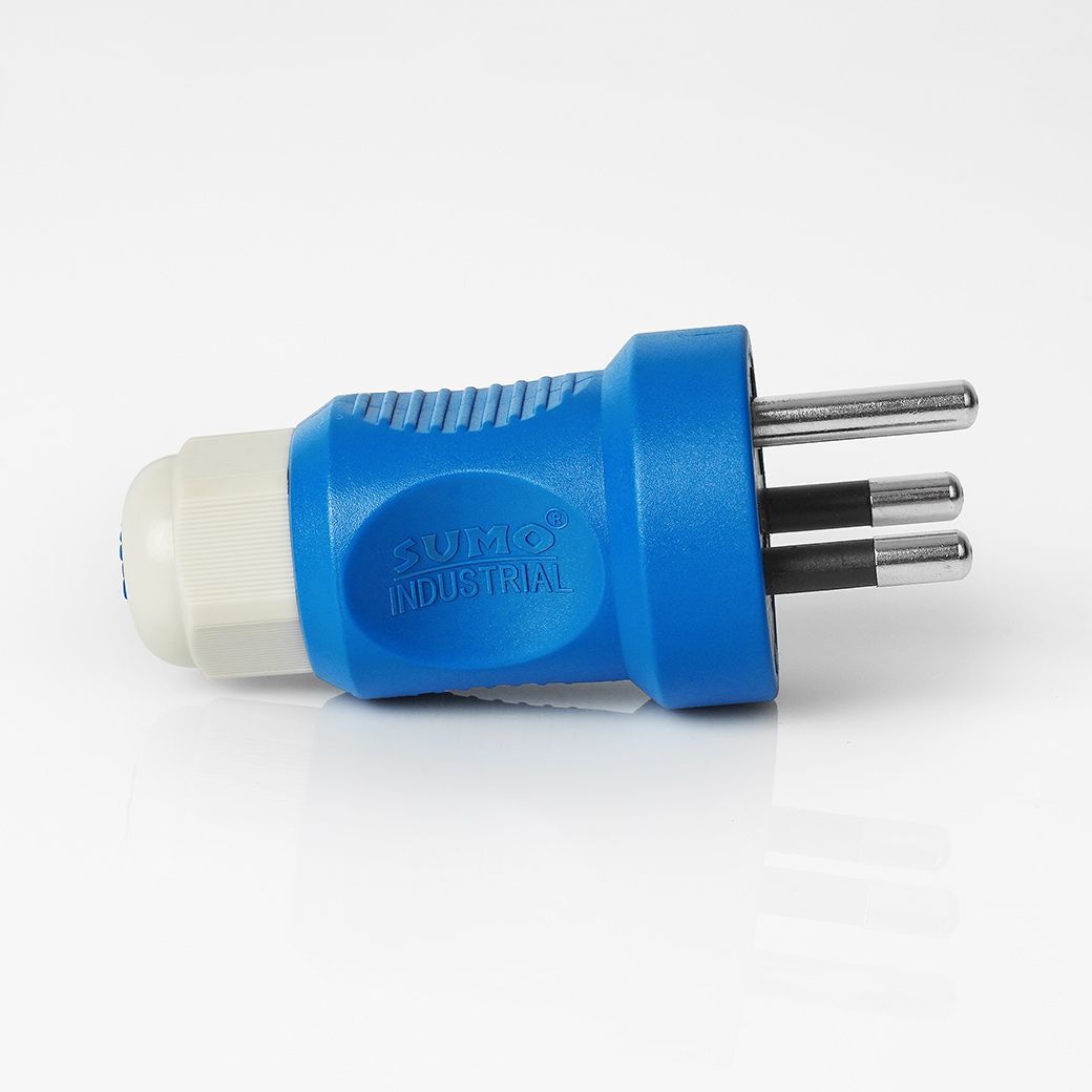 Sumo พาวเวอร์ปลั๊ก ปลั๊กตัวผู้ 3ขา 3สาย มีขากราวด์ IP44 ไม่ติดไฟ และไม่ลามไฟ ภายในทองเหลือง