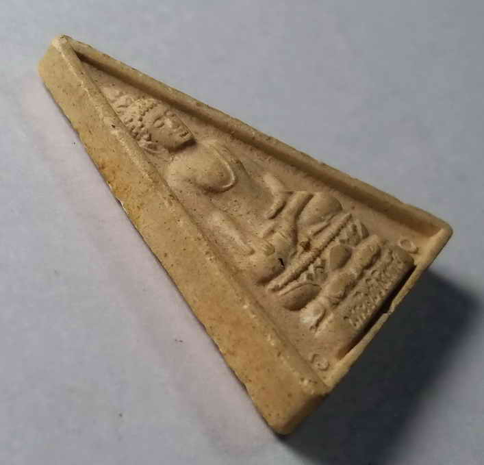 รหัสสินค้า พระเนื้อดิน เนื้อผง เนื้อว่าน 135 พระไพรีพินาศเนื้อผงที่ระลึกครบ 5 รอบสมเด็จพระนางเจ้าสิริกิติ์พระบรมราชินีนาถ สร้างปี 2535