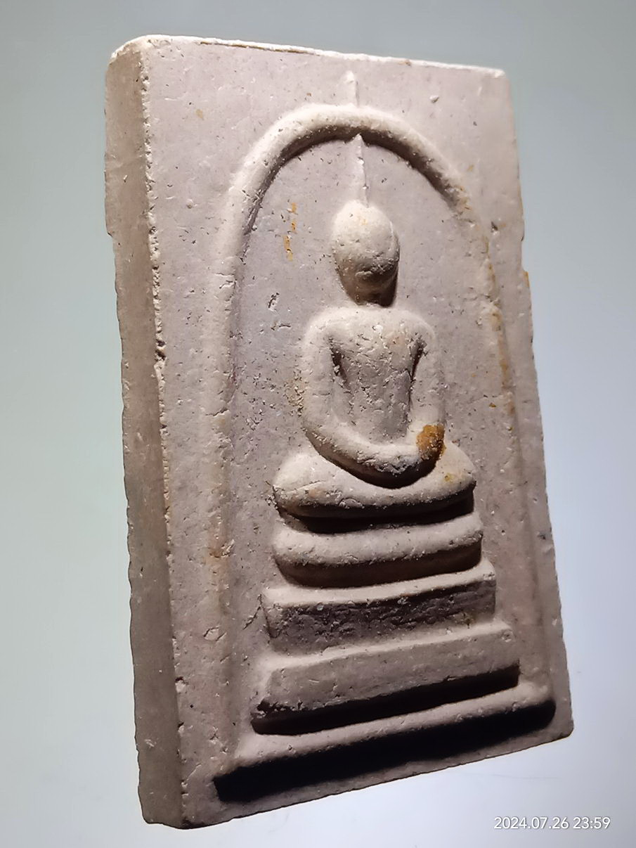 รหัสสินค้า พระสมเด็จ วัดต่างๆ 1262 พระสมเด็จเนื้อผง พิมพ์เกศทะลุซุ้ม วัดประทุมทองรัตนาราม ปลุกเสกพิธีเสาร์ 5