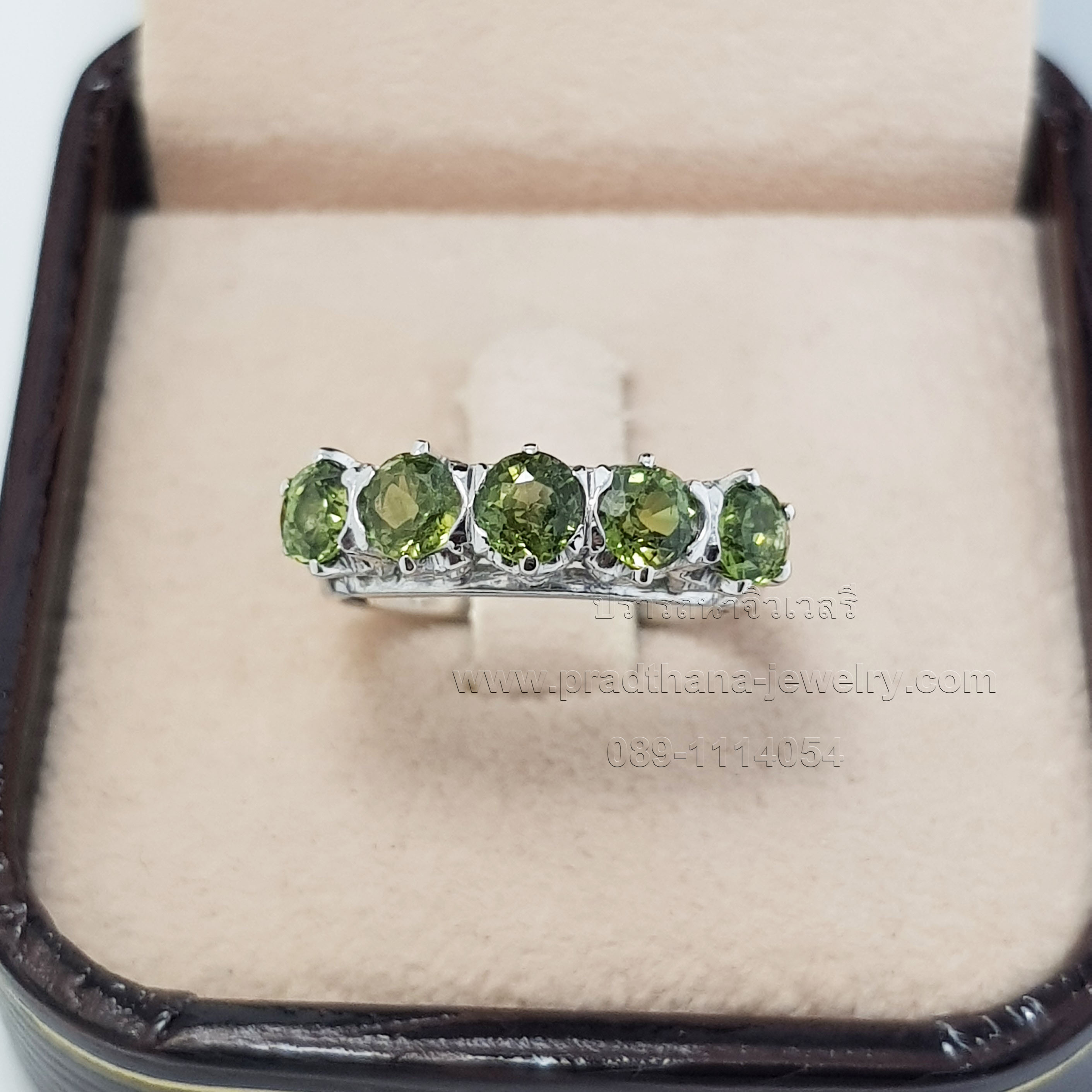 แหวนแถวเขียวส่อง **จองแล้ว**