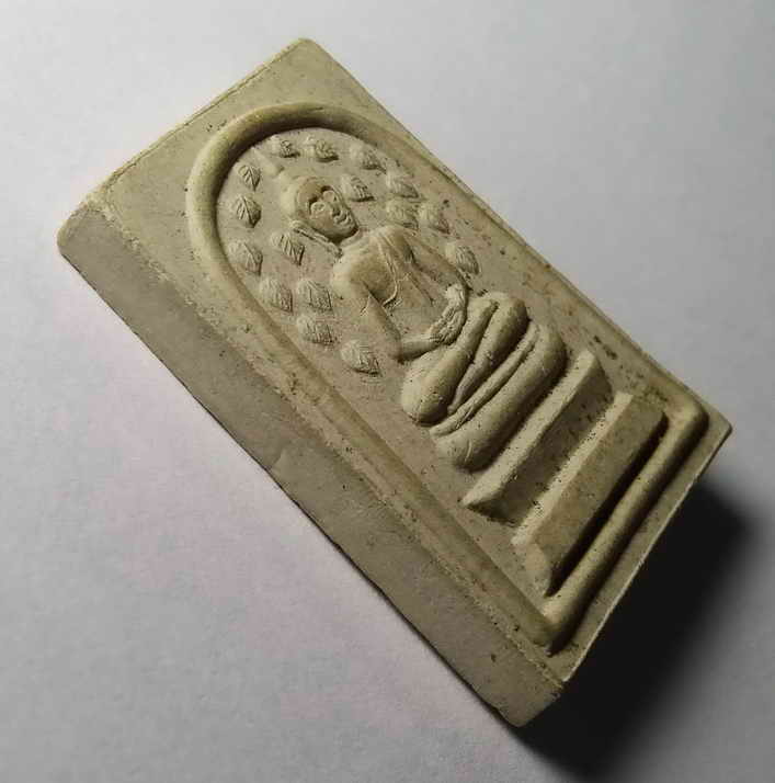 รหัสสินค้า พระสมเด็จ วัดต่างๆ 115 พระสมเด็จปรกโพธิ์ หลังช้างคู่แบกเจดีย์ ไม่ทราบที่ พระรายการนี้ให้เช่าบูชาแล้ว