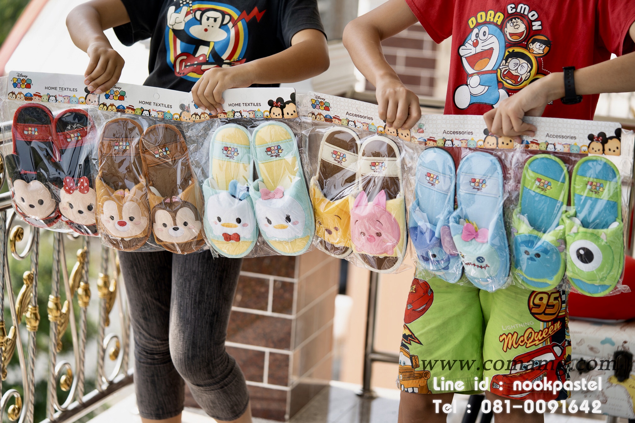 รองเท้าใส่ในบ้าน คิตตี้ โฟรเซ่น หมีพู มิกกี้ โดนันดักส์ ชิบกับเดล สติช พิกเล็ต มอนเตอร์ ดิสนี่ย์ (Disney tsum tsum) ลิขสิทธิ์แท้