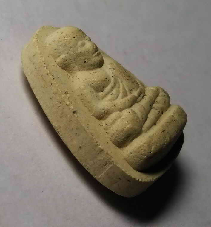 รหัสสินค้า พระเนื้อดิน เนื้อผง เนื้อว่าน 174 หลวงพ่อเงิน เนื้อผง รุ่นแทนคุณ สร้างปี 2555 พระรายการนี้ให้เช่าบูชาแล้ว