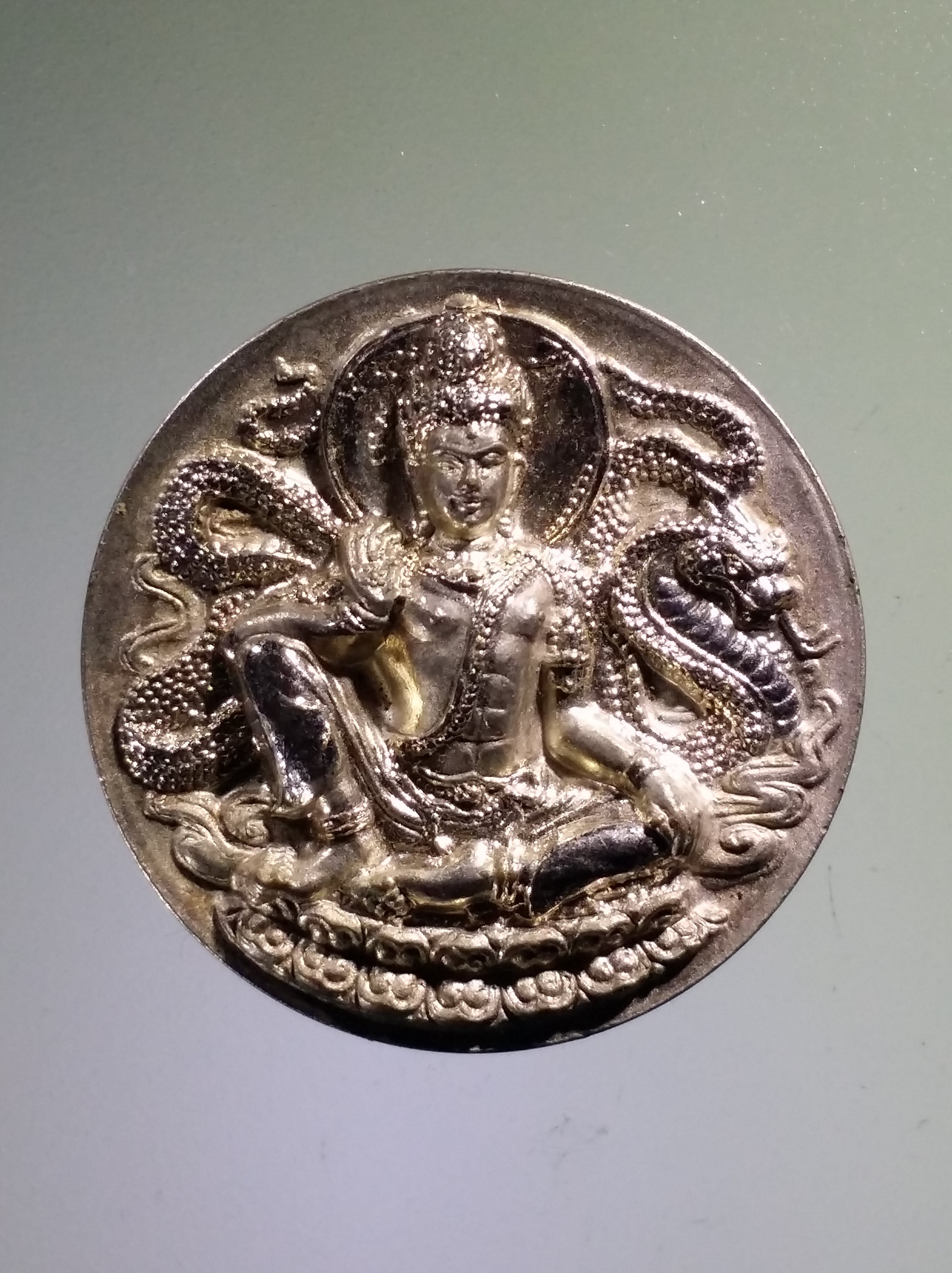 รหัสสินค้า จตุคามรามเทพ 426 เหรียญกะไหล่เงิน ขูดเงาบางส่วน พระเทวราชโพธิสัตว์จตุคามรามเทพ รุ่นโคตรรวย วัดใหญ่รัตนโพธิ์