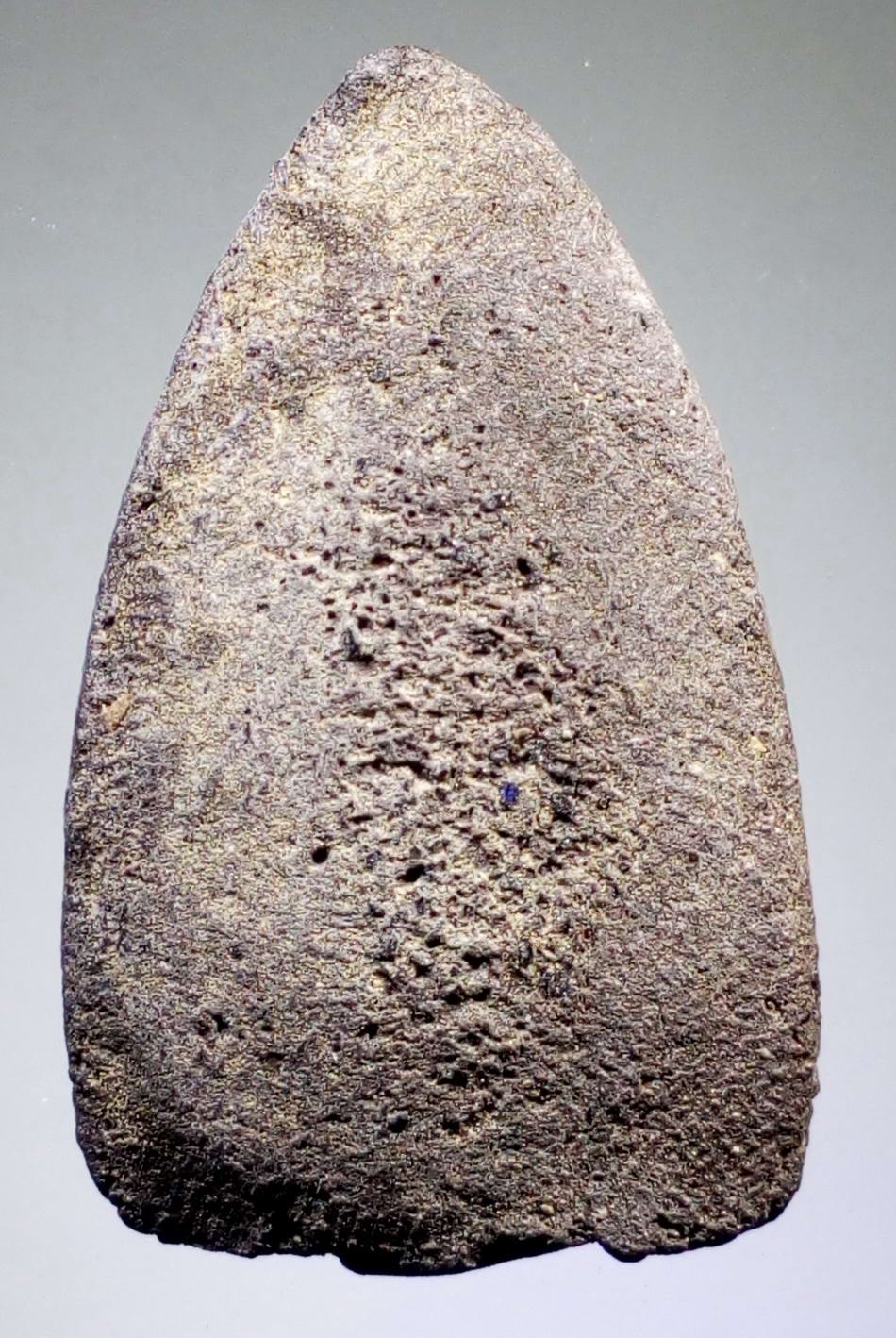 รหัสสินค้า หลวงปู่ทวด วัดต่างๆ 161 หลวงปู่ทวด วัดช้างให้ จ.ปัตตานี หลังอูม โรยแร่ ไม่ทราบปี ใต้ฐานมีรูสำหรับเสียบดึงออกจากพิมพ์