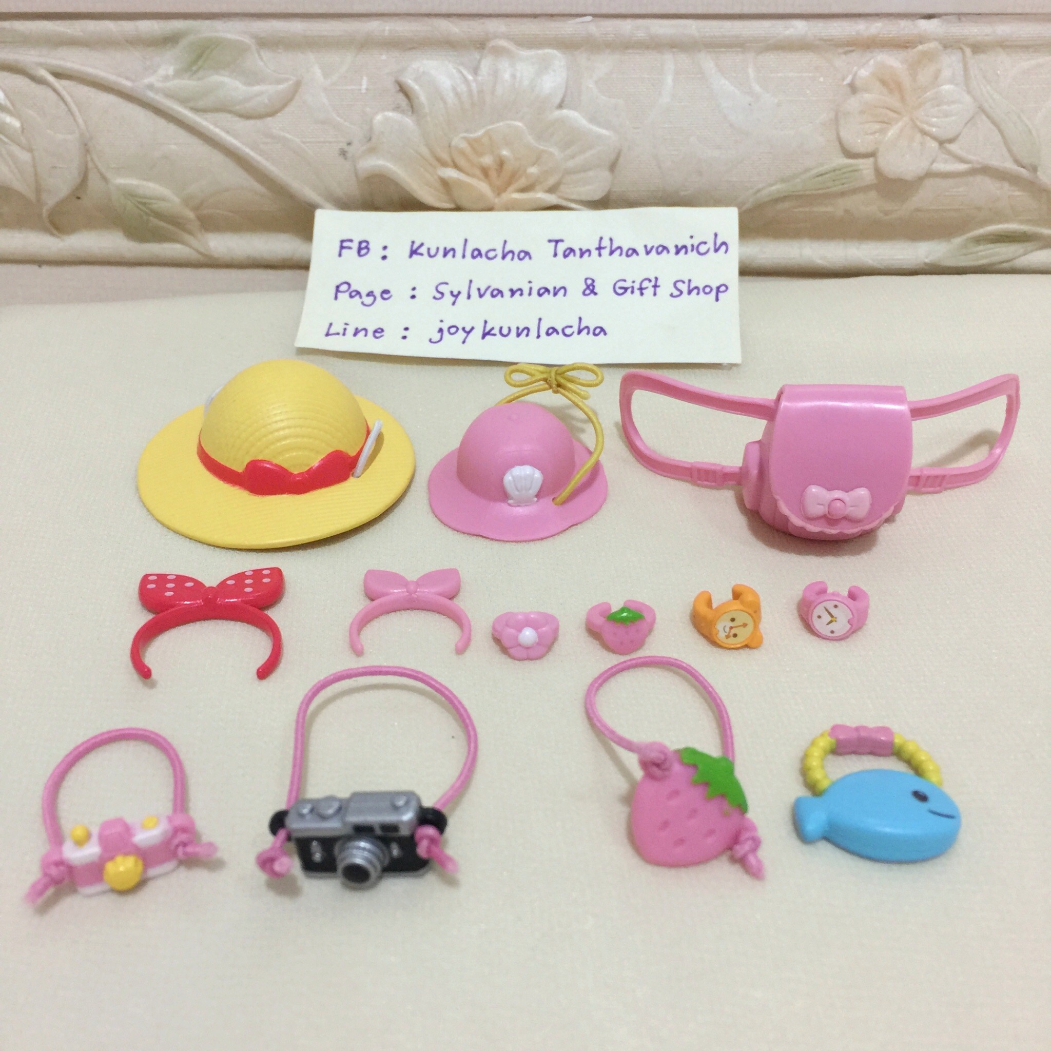 เซตอุปกรณ์แต่งตัวน่ารักๆ ค่ะ Day Trip Accessories : Sylvanian Families