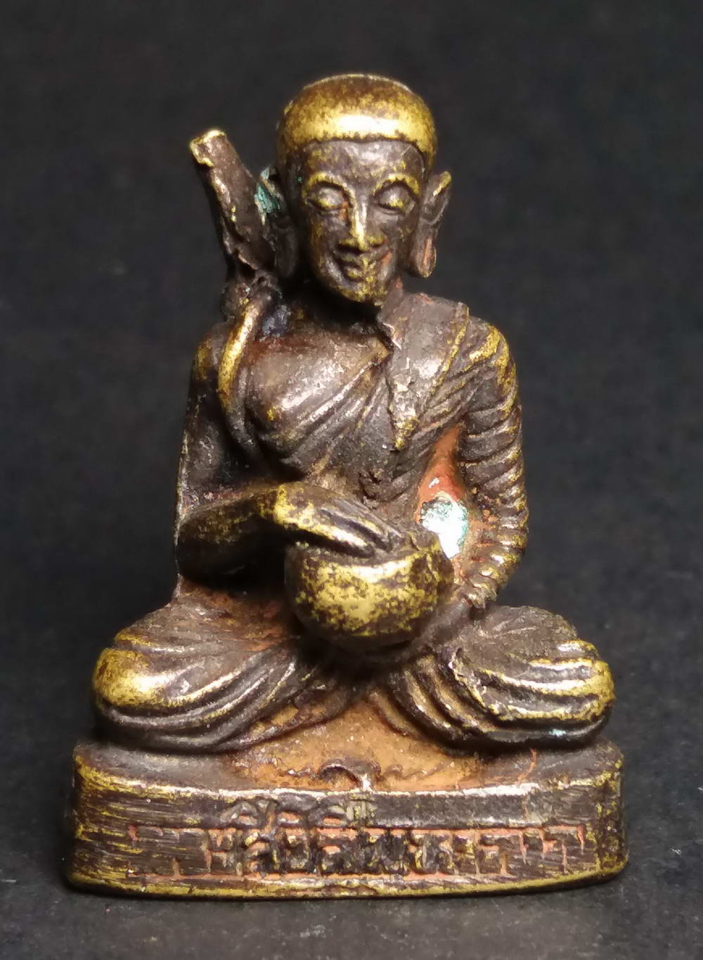 รหัสสินค้า พระกริ่ง พระหล่อ 116 รูปหล่อพระสิวลีมหาลาภ เนื้อทองผสม ตอกโค๊ต ปพ. ไม่ทราบสำนัก