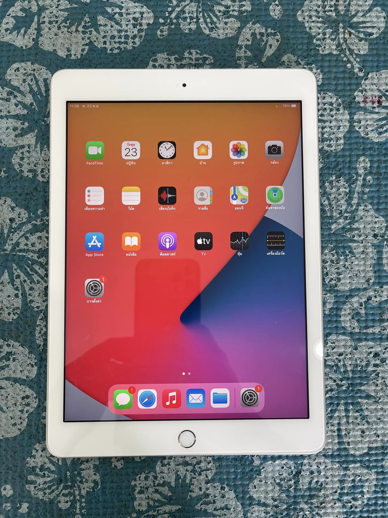 ( SOLD OUT ) iPad Gen5 32GB ใส่ซิมได้ Model TH
