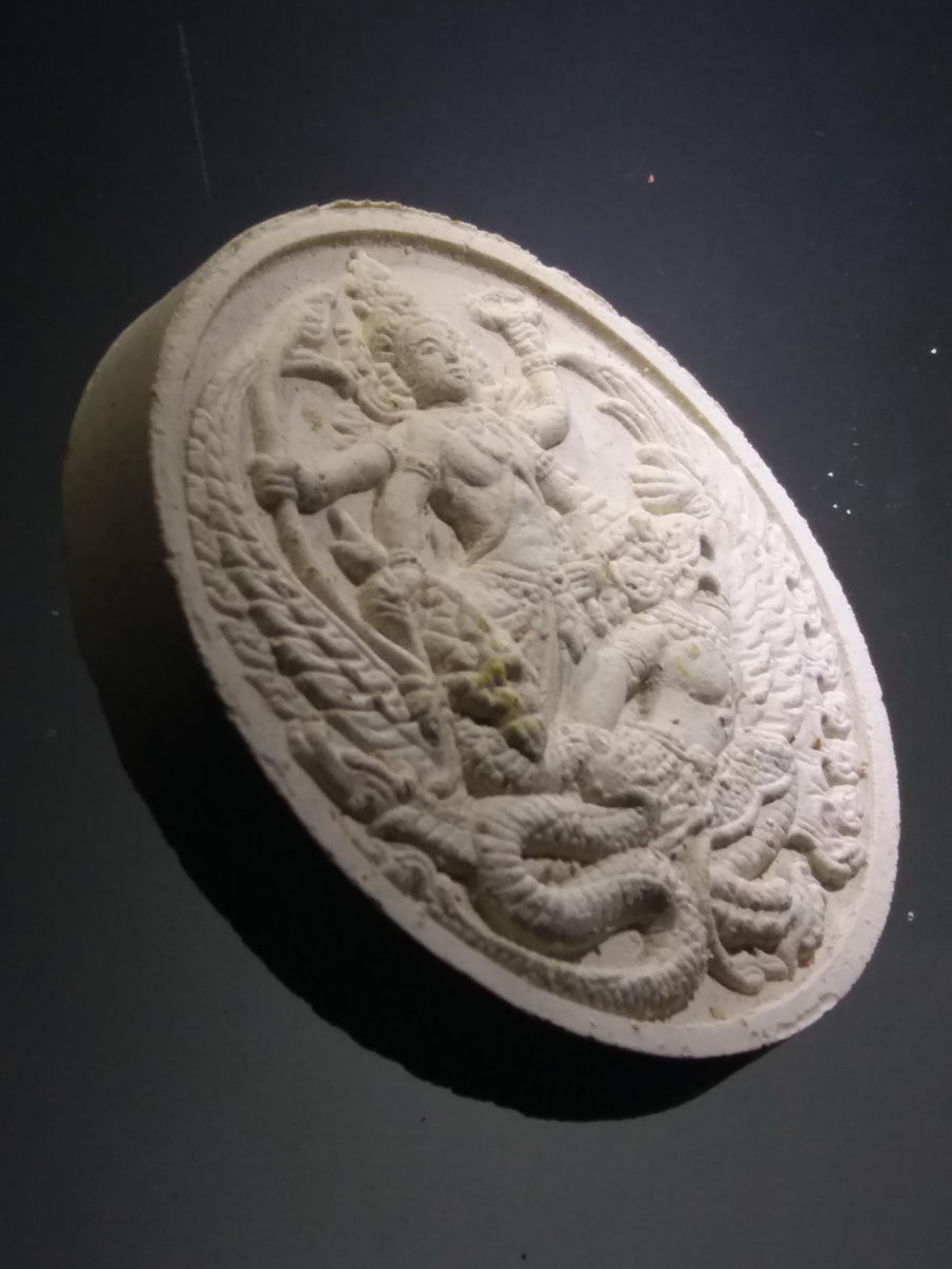 รหัสสินค้า พระมีกล่อง 3899 พระเทวราชโพธิสัตว์จตุคามรามเทพ หลังพระนารายณ์ ทรงครุฑจับนาค วัดป่าเลไลยก์วรวิหาร จังหวัดสุพรรณบุรี