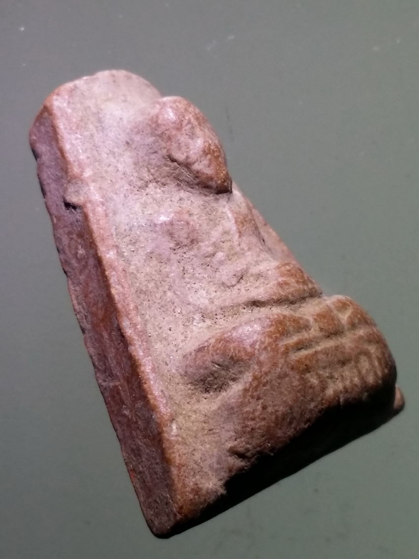 รหัสสินค้า นครศรีธรรมราช 009 พระเนื้อดิน รูปเหมือนหลวงพ่อโบ วัดศิลาชลเขต จ.นครศรีธรรมราช ปี ๒๕๐๙ พ่อท่านคล้าย + หลวงปู่เขียว วัดหลงบล ปลุกเสก พระรายการนี้ให้เช่าบูชาแล้ว