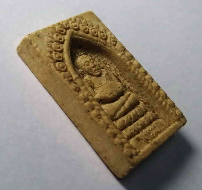 รหัสสินค้า พระเนื้อดิน เนื้อผง เนื้อว่าน 306 พระสังกัจจายน์เนื้อผง รุ่นมารวย วัดบางพลัด กรุงเทพฯ