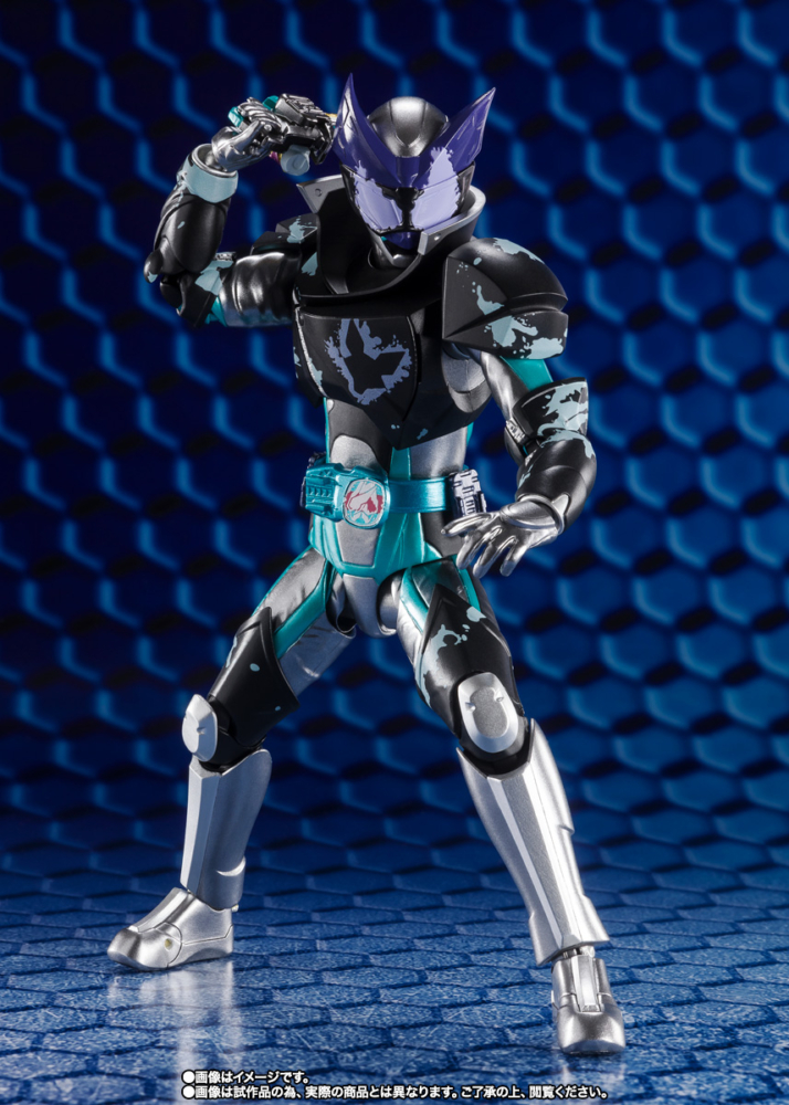 <Preorderที่ 4คิว> เปิดรับPreorder มัดจำ 1200 บาท S.H.Figuarts Kamen Rider Evil Bat Genome/Jackal Genome