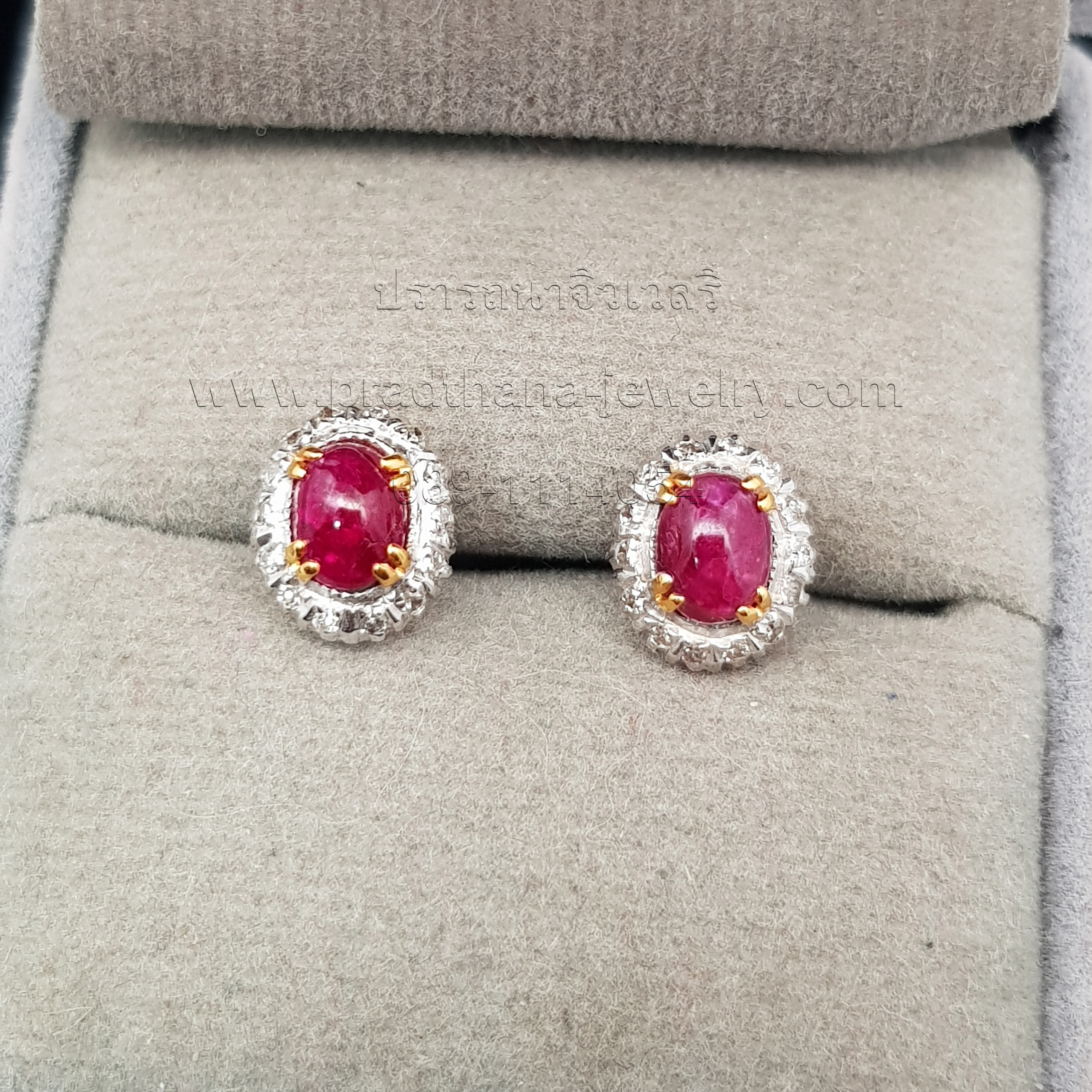 ต่างหูโบราณทับทิมล้อมเพชร **ขายแล้ว**