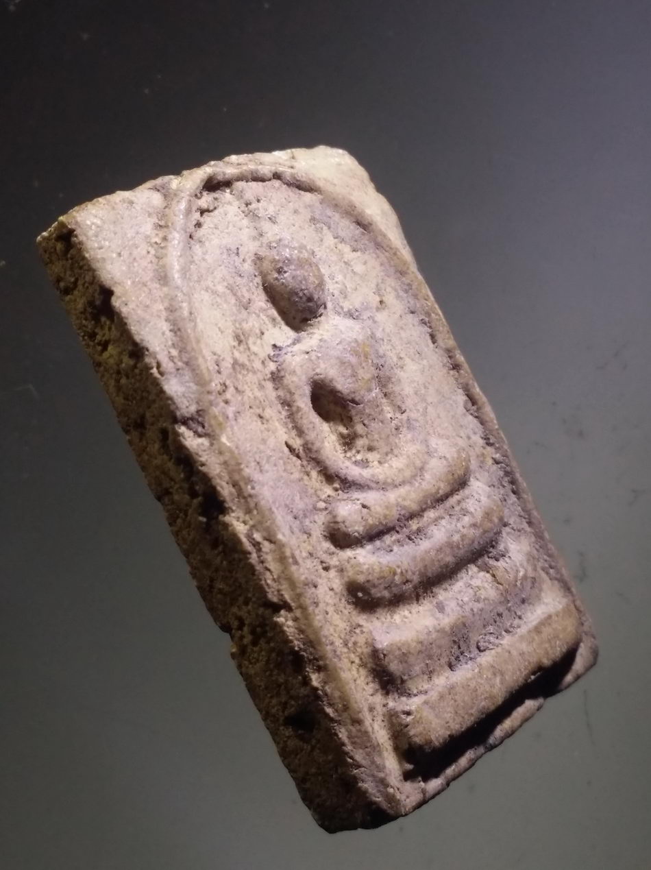 รหัสสินค้า พระสมเด็จ วัดต่างๆ 1128 พระสมเด็จ เนื้อผง ปั๊มตรายาง ด้านหลัง ไม่ทราบที่