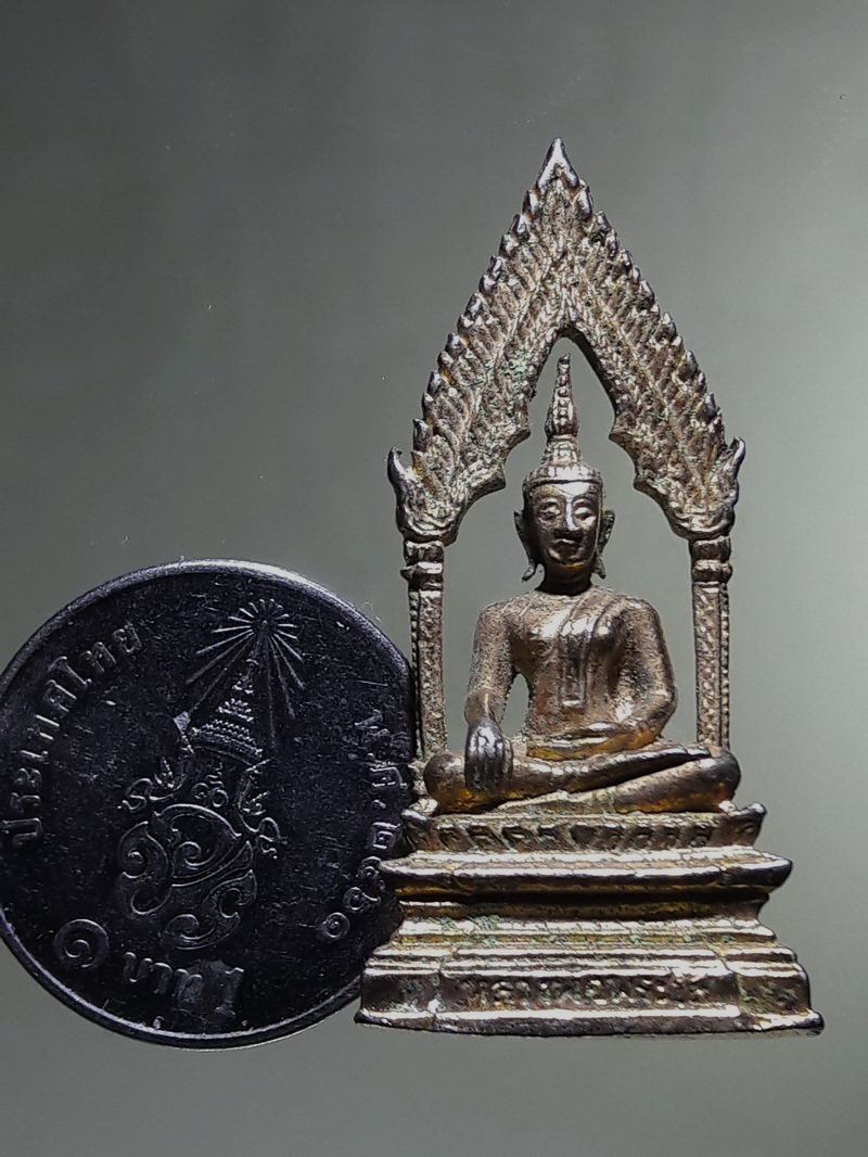 Antig FB 12874 รูปหล่อกะไหล่ทองหลวงพ่อพระใสวัดโพธิ์ชัย จังหวัดหนองคาย รุ่นสไบทิพย์